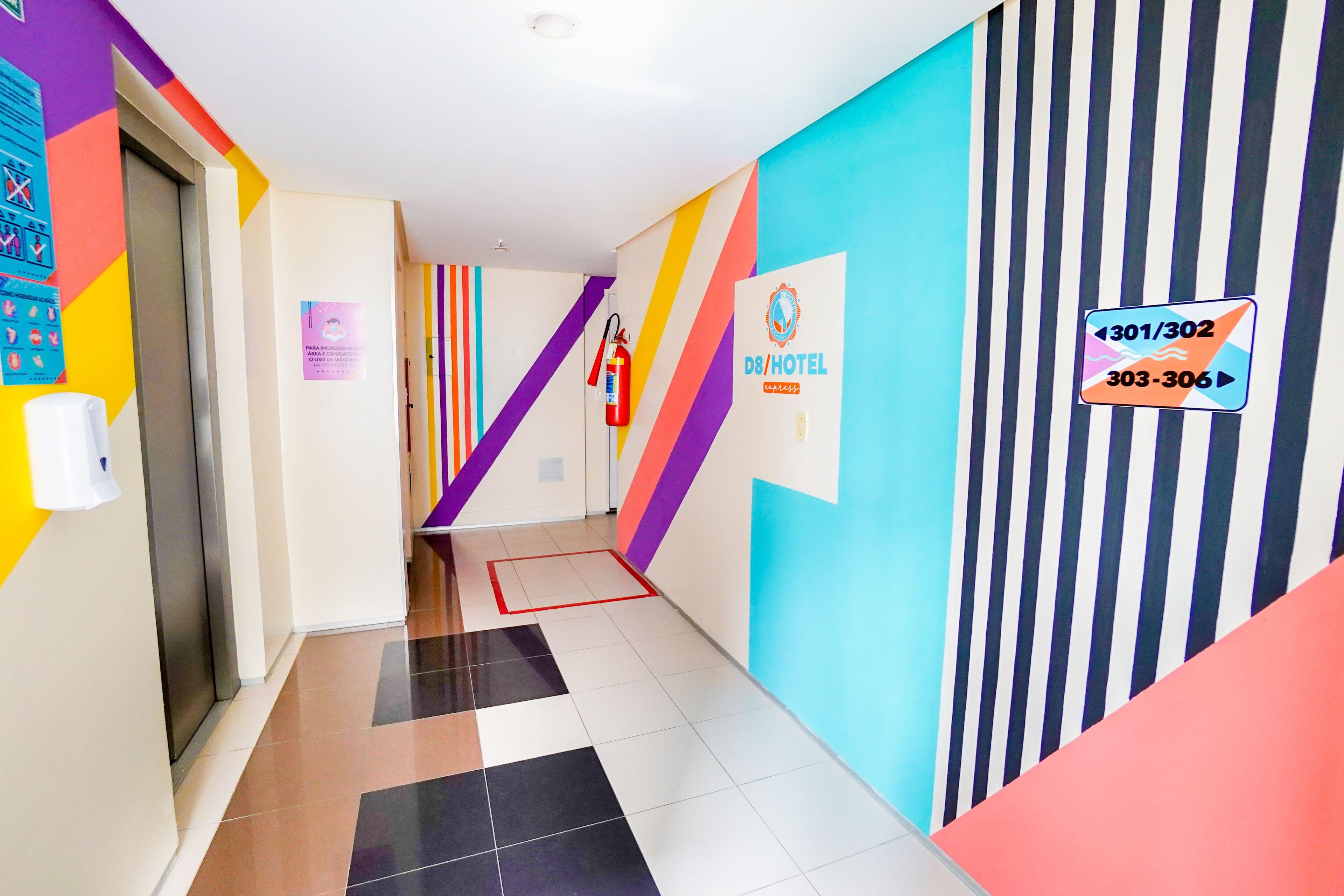 Hotel D8 3*