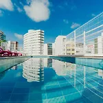 D8 Hotel Express