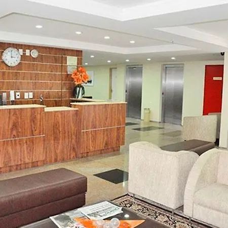 D8 Hotel