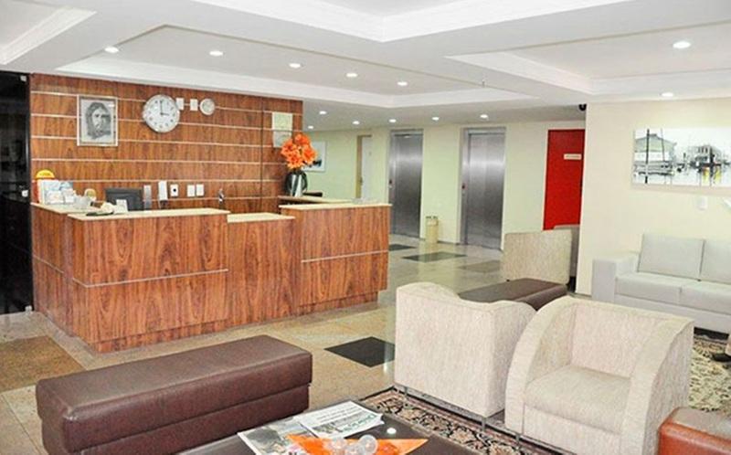 D8 Express Hotel