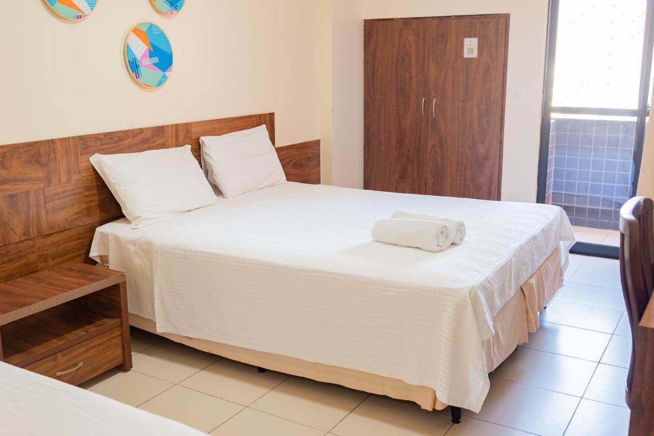 Hotel D8 Express