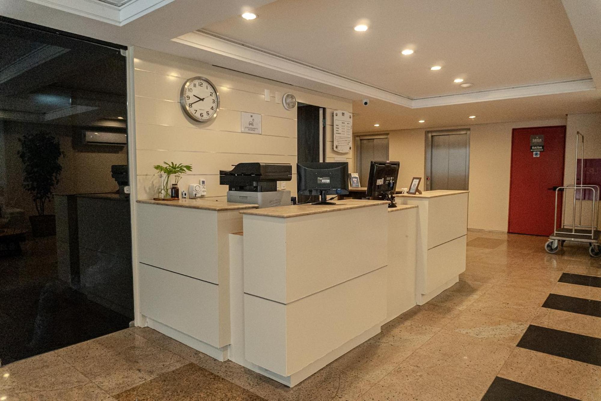 D8 Express Hotel